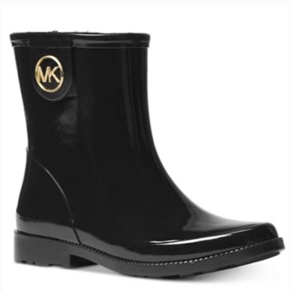 MICHAEL Michael Kors Rain Boots Benji with gold emblem insignia | Size 7 EUC - Picture 1 of 2